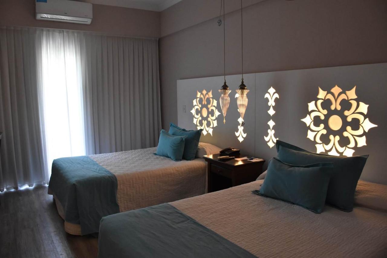 Howard Johnson & Convention Center Hotel Pilar (Buenos Aires)