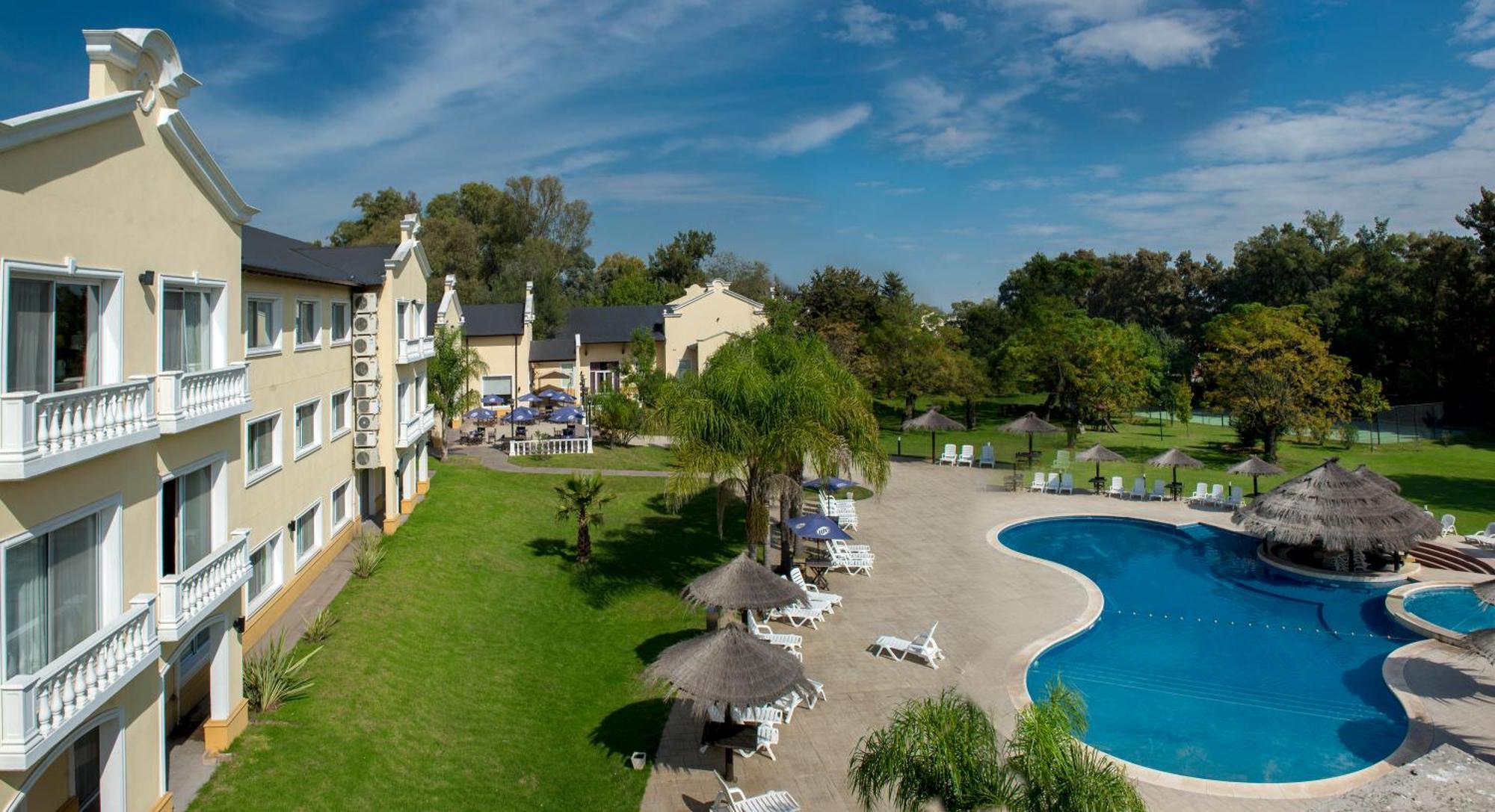 Hotel Howard Johnson & Convention Center Pilar (Buenos Aires)