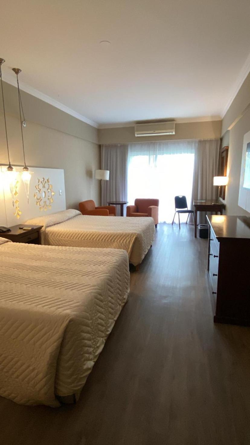 Howard Johnson & Convention Center Hotel Pilar (Buenos Aires)