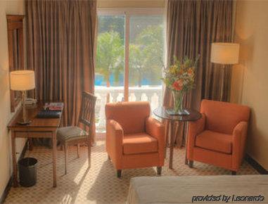 Howard Johnson & Convention Center Hotel Pilar (Buenos Aires)