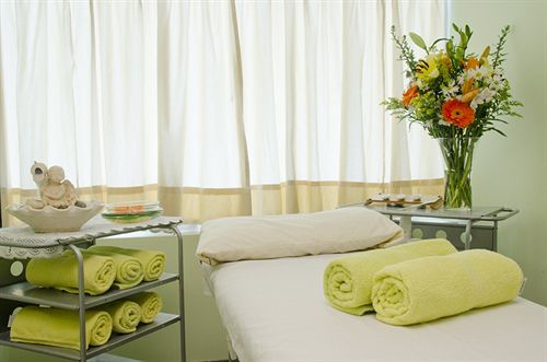 Hotel Howard Johnson & Convention Center 4*